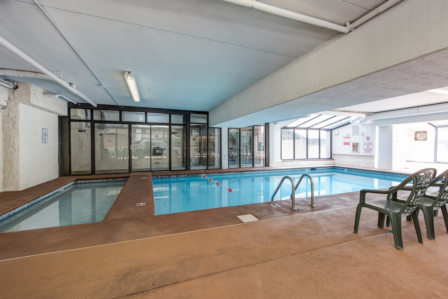 indoor pool at Gatlinburg Oak Square